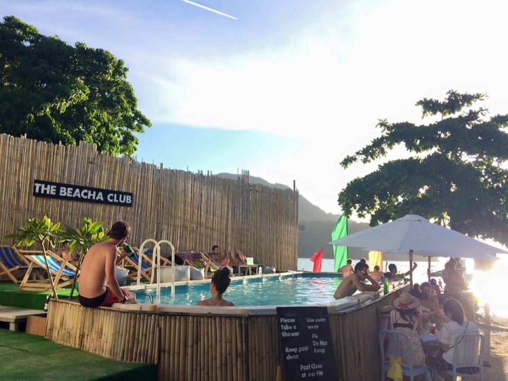 The Beacha Club Hotel Phi Phi-eilanden Buitenkant foto