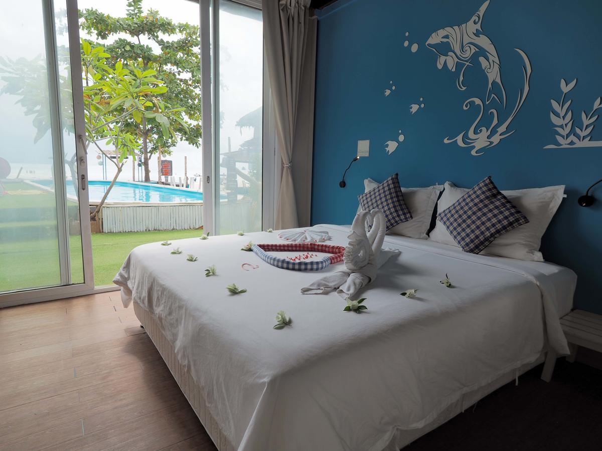 The Beacha Club Hotel Phi Phi-eilanden Buitenkant foto